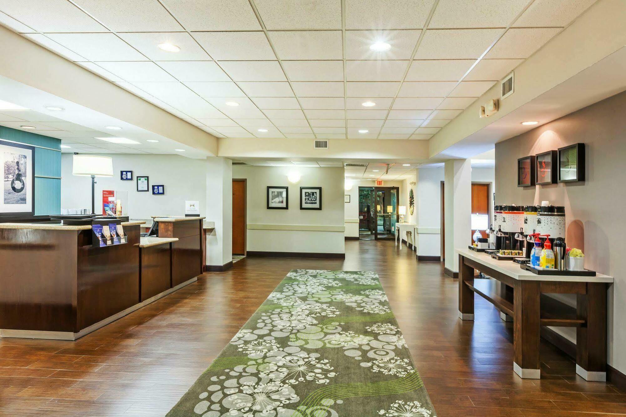 Hampton Inn & Suites Houston-Westchase Exterior foto
